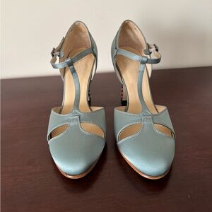 Marigold Rhinestone 1920s Pumps